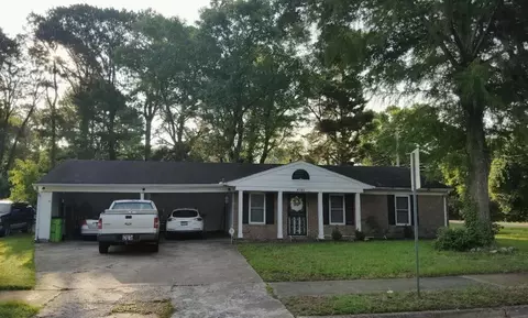 8160 Leighton Ln, Millington, TN 38053