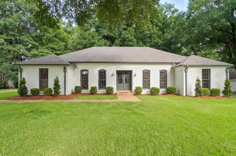 1601 E Mchenry Cir, Germantown, TN 38138