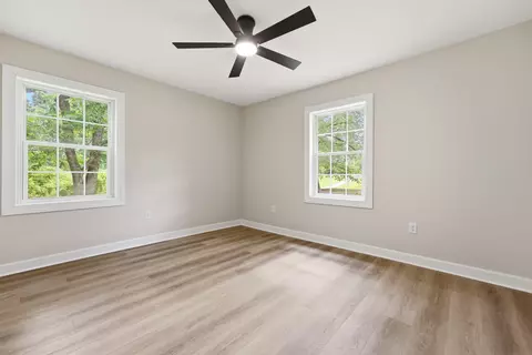 Bedroom - 4683 Belmont Rd, Hernando, MS 38632 photo 4 of 4