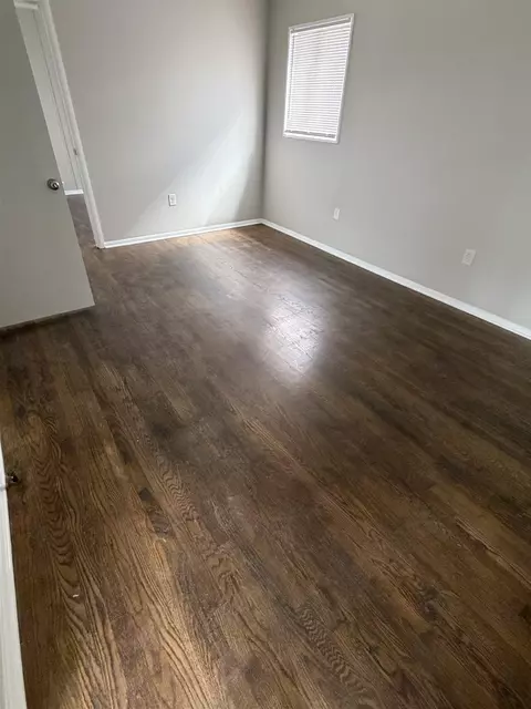 Bedroom - 194 E Biscayne Rd, Memphis, TN 38109 photo 3 of 4