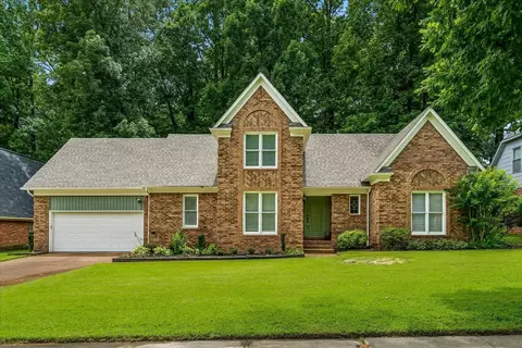 8671 Beckenham Dr, Cordova, TN 38016