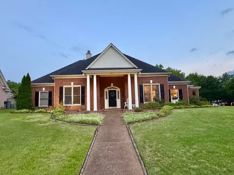 8971 Walnut Leaf Cv, Cordova, TN 38018