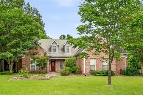 130 Woodmont Dr, Eads, TN 38028