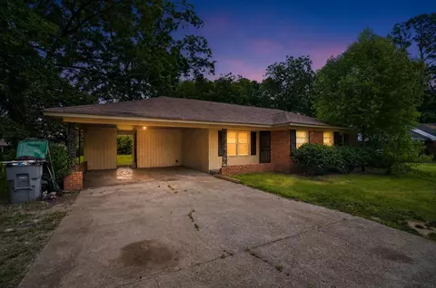 4424 Mickey Dr, Memphis, TN 38116
