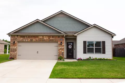 4806 Barrett Oaks Dr, Millington, TN 38053