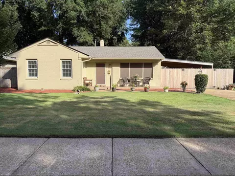 4545 Flamingo Rd, Memphis, TN 38117