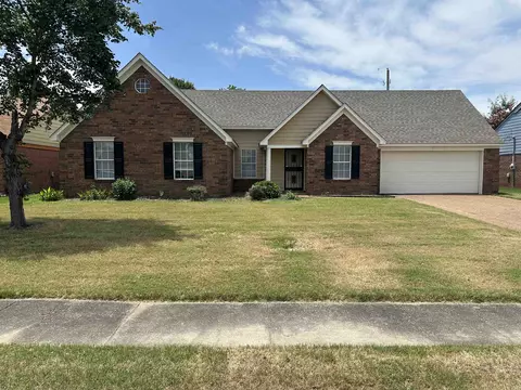 7667 Baysweet Dr, Memphis, TN 38125