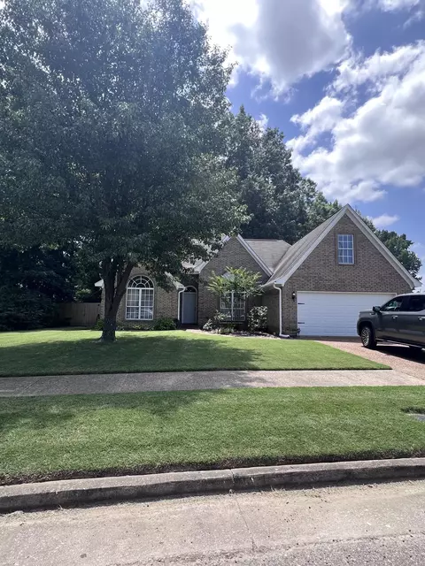 11779 Village Center St, Arlington, TN 38002