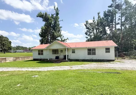 343 County Road 218 Rd, Corinth, MS 38834