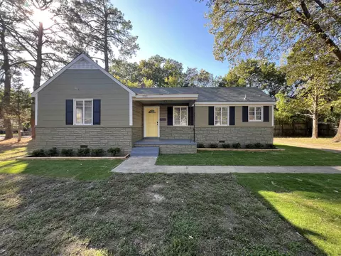 1581 Rebecca St, Memphis, TN 38111
