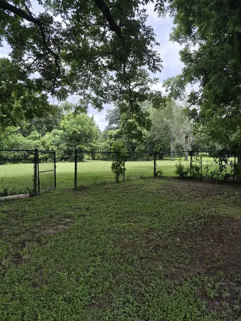 Exterior - 4260 Broadway Rd, Arlington, TN 38002 photo 11 of 12
