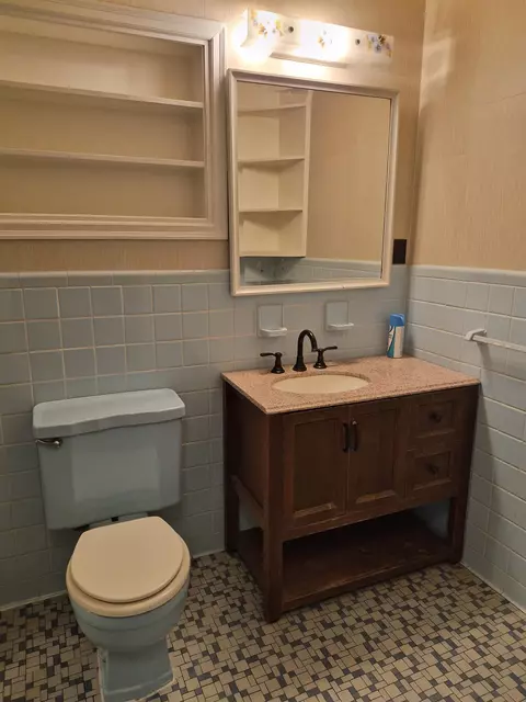 Bath - 4260 Broadway Rd, Arlington, TN 38002 photo 1 of 3