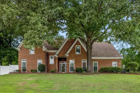 2195 Houston Pass Cv, Germantown, TN 38139