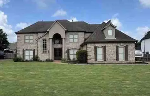 1621 E Indian Wells Dr, Collierville, TN 38017