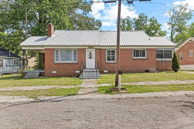 1220 Cruise St, Corinth, MS 38834