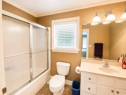Bath - 59 Conner Cir, Iuka, MS 38852 photo 1 of 2