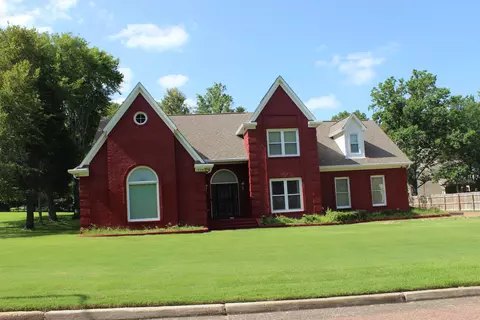 7584 Foster Ridge Rd, Germantown, TN 38138