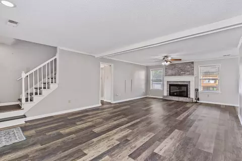 Living - 3877 Sabal Hill Dr, Bartlett, TN 38135 photo 2 of 5