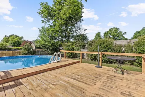 Exterior - 3877 Sabal Hill Dr, Bartlett, TN 38135 photo 4 of 7