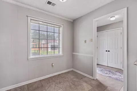 Entry Way - 3877 Sabal Hill Dr, Bartlett, TN 38135 photo 2 of 2