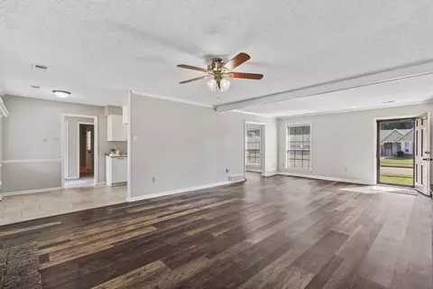 Living - 3877 Sabal Hill Dr, Bartlett, TN 38135 photo 1 of 5