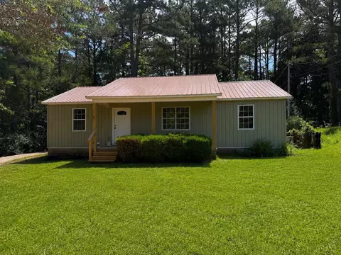 125 Foust Ln, Selmer, TN 38375