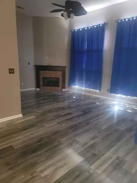 Living - 7596 Easterly Ln, Memphis, TN 38125 photo 1 of 1