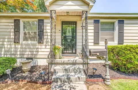 77 S Humes St, Memphis, TN 38111