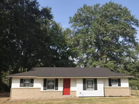 5025 Berta Rd, Memphis, TN 38109