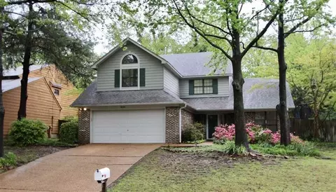 8640 Chris Suzanne Cir, Cordova, TN 38018