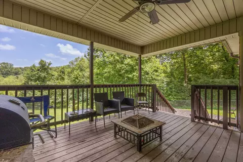 Exterior - 104 Springbrook Dr, Jackson, TN 38305 photo 5 of 6