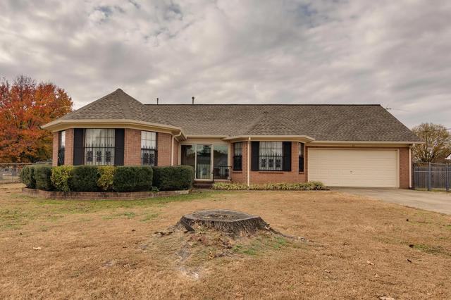 41 Kingston Dr, Atoka, TN 38004