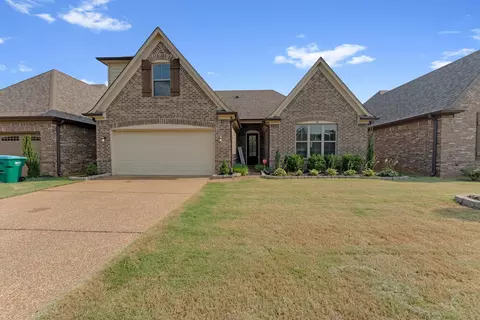 90 Willow Springs Ln E, Oakland, TN 38060