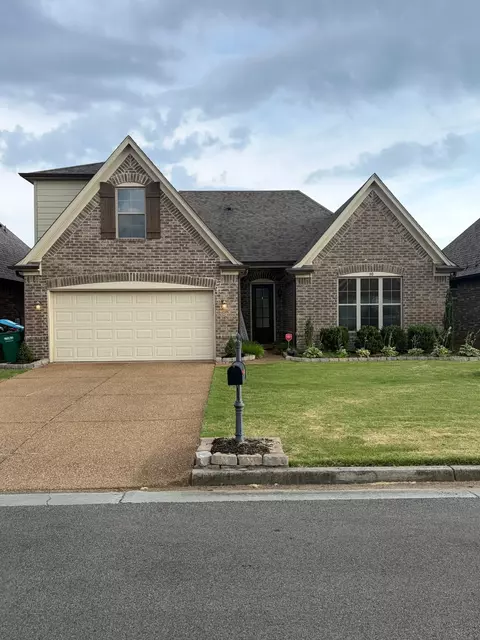 90 Willow Springs Ln E, Oakland, TN 38060