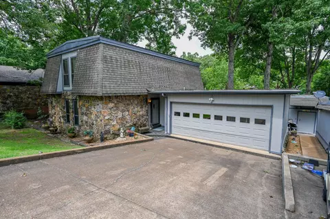 Exterior - 2401 Placid Cv, Nesbit, MS 38651 photo 3 of 15