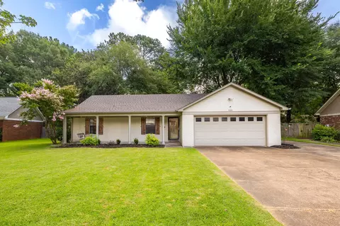 1120 Verlington Dr, Collierville, TN 38017
