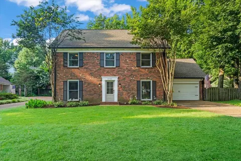 8783 Lower Woods Cv, Germantown, TN 38139