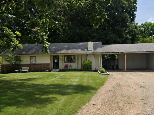 9242 Brunswick Rd, Millington, TN 38053