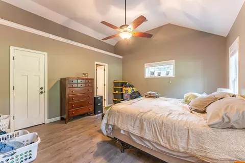 Bedroom - 2665 Mccraw Loop, Mason, TN 38049 photo 2 of 3