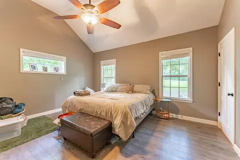 Bedroom - 2665 Mccraw Loop, Mason, TN 38049 photo 3 of 3