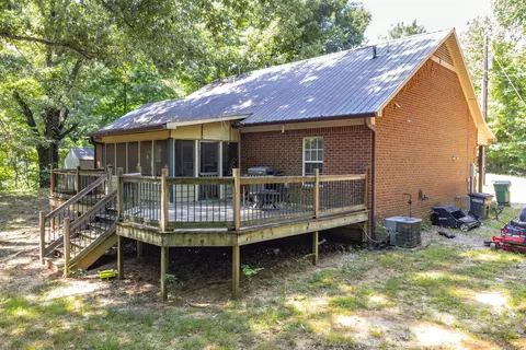 Exterior - 2665 Mccraw Loop, Mason, TN 38049 photo 3 of 10