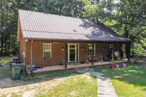 Exterior - 2665 Mccraw Loop, Mason, TN 38049 photo 2 of 10