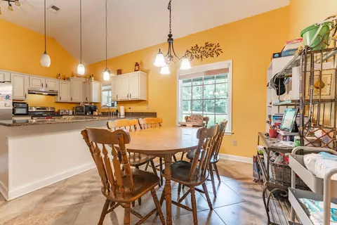 Dining - 2665 Mccraw Loop, Mason, TN 38049 photo 1 of 1