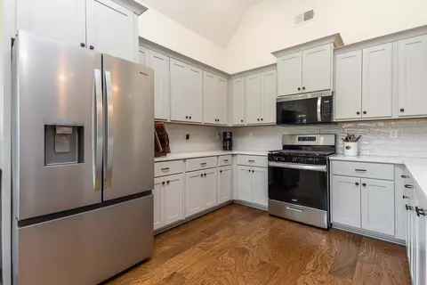 Kitchen - 7620 Crosswinds Blvd, Hernando, MS 38632 photo 1 of 3