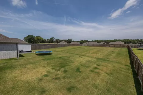 Exterior - 7620 Crosswinds Blvd, Hernando, MS 38632 photo 7 of 9