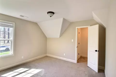Bedroom - 4722 Alexander Rd, Olive Branch, MS 38654 photo 2 of 4