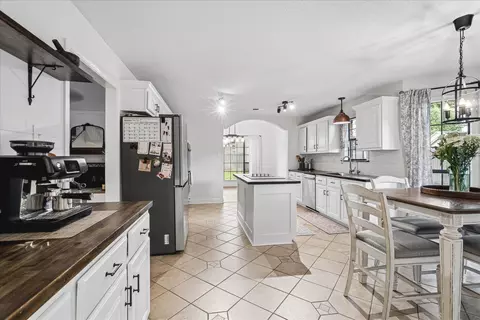 Kitchen - 6734 Rabbit Den Cv, Arlington, TN 38002 photo 2 of 5