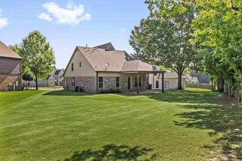 Exterior - 141 Lower Fields Ln, Collierville, TN 38017 photo 3 of 3