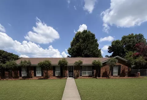 5151 Wooddale Ave, Memphis, TN 38118