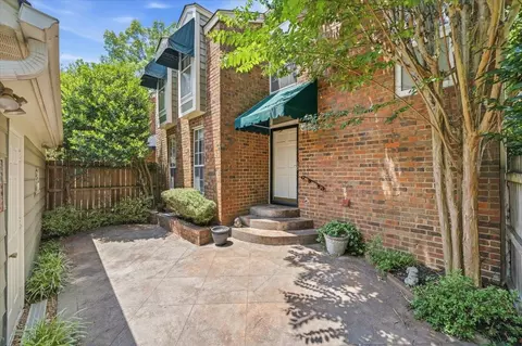 6932 Midhurst Dr #6932, Memphis, TN 38119